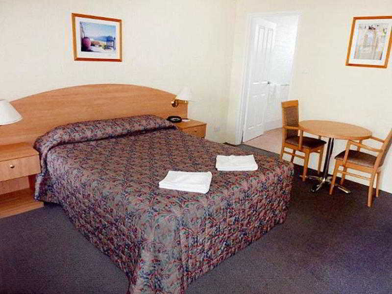 Western Coachman's Motel