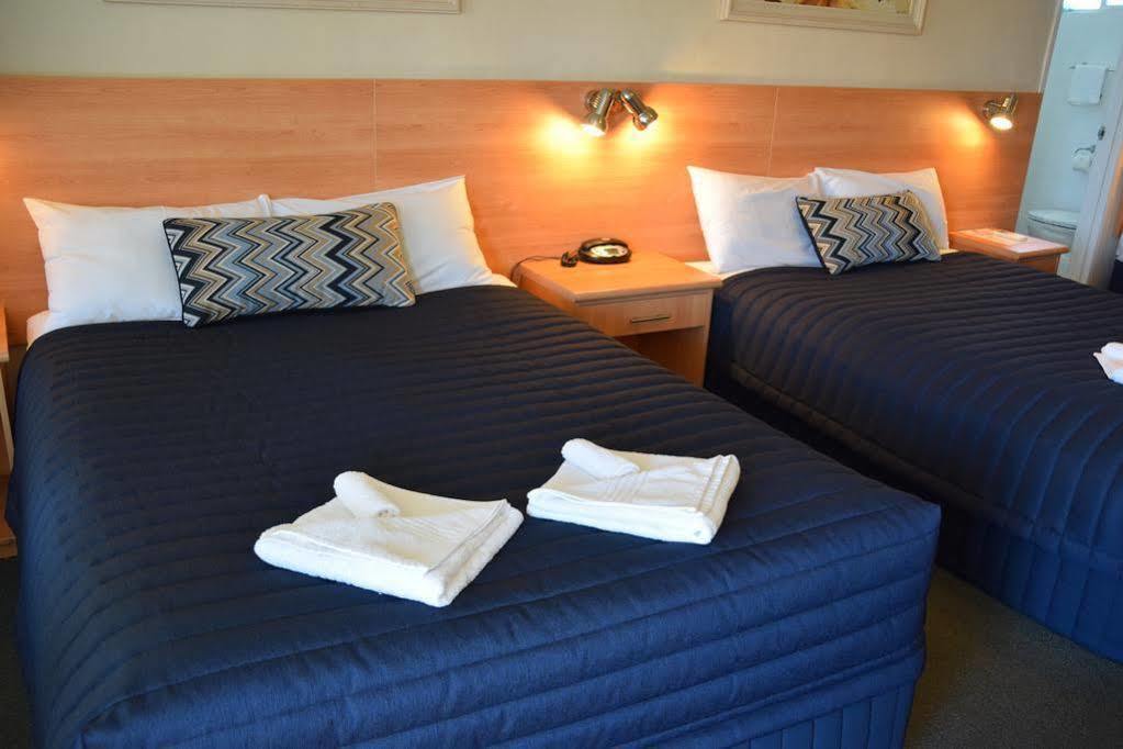 Western Coachman's Motel