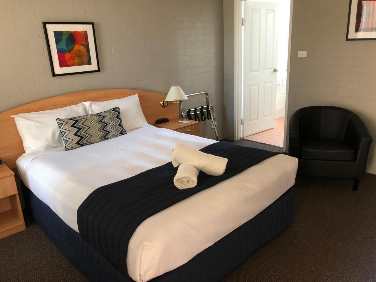Western Coachman's 4* Bathurst
